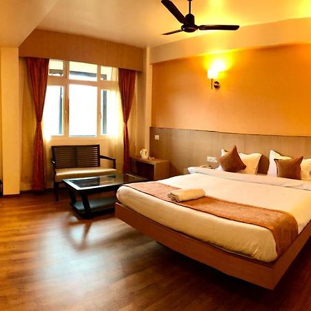 Orange Homestay Shillong Esterno foto