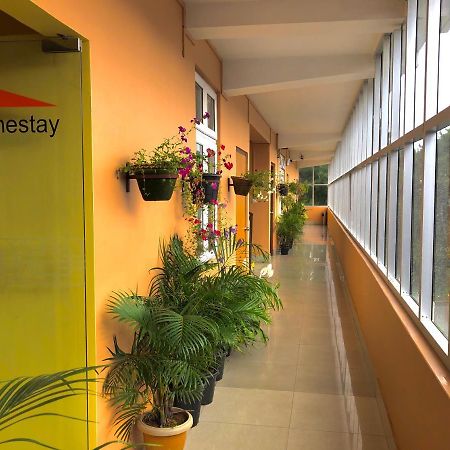 Orange Homestay Shillong Esterno foto