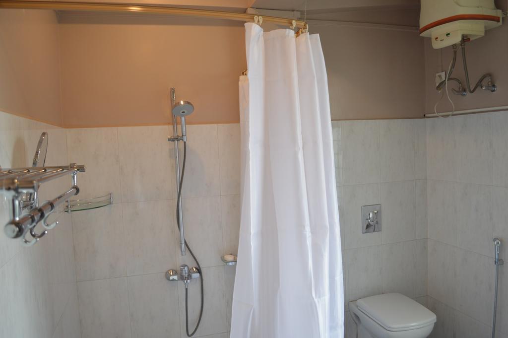Orange Homestay Shillong Esterno foto
