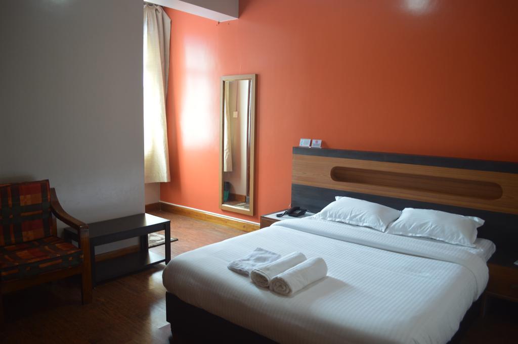 Orange Homestay Shillong Esterno foto