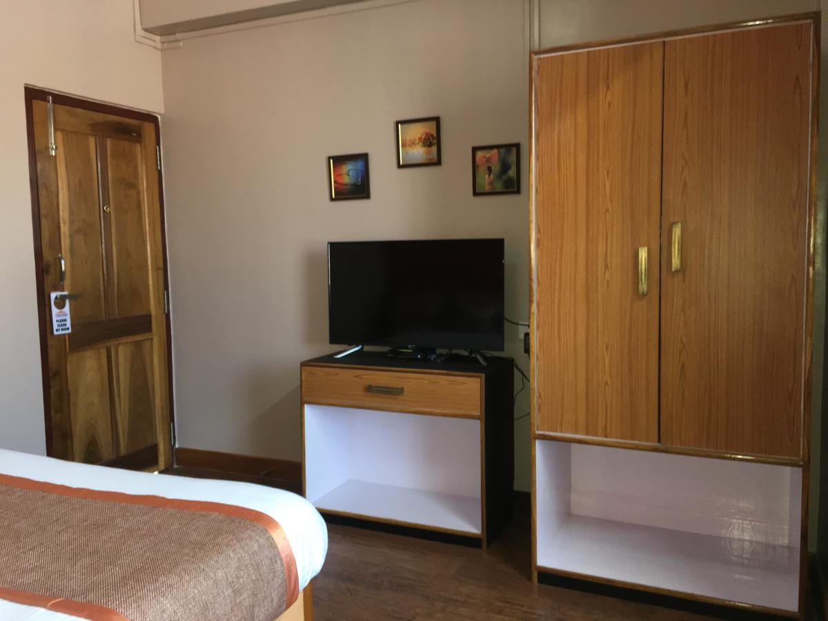 Orange Homestay Shillong Esterno foto