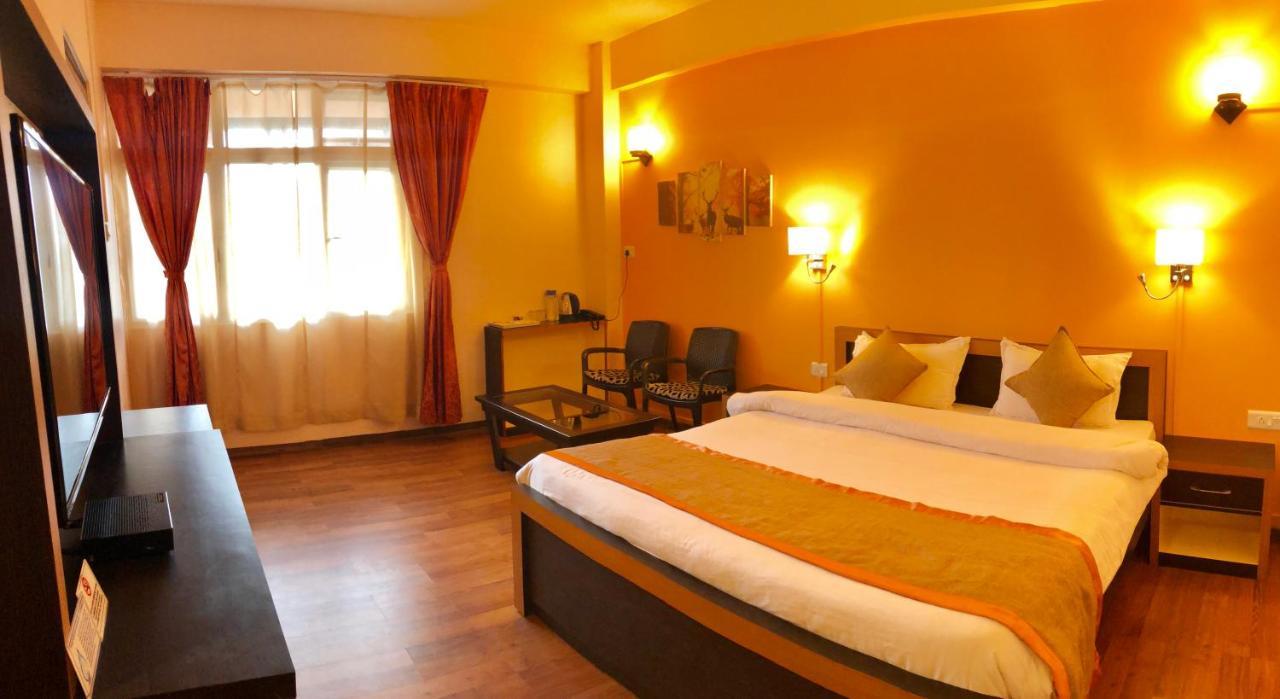 Orange Homestay Shillong Esterno foto
