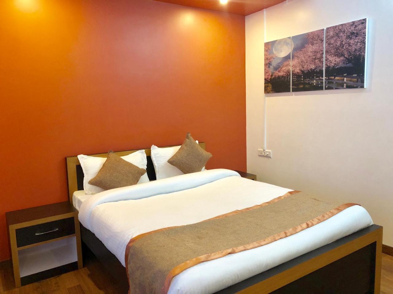 Orange Homestay Shillong Esterno foto